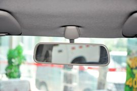 2013款郑州日产帕拉丁2.4L手动豪华型