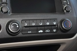 2012款思铭1.8L自动型