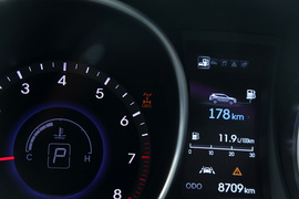 2014款现代全新胜达2.0T自动顶级型深测