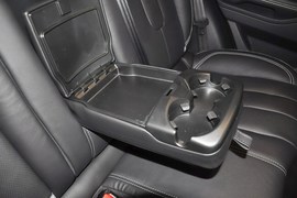 2014款路虎揽胜极光2.0T