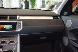 2014款路虎揽胜极光2.0T