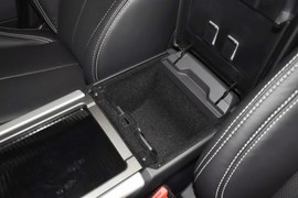 2014款路虎揽胜极光2.0T