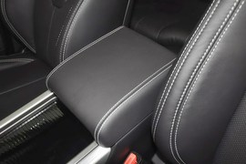 2014款路虎揽胜极光2.0T