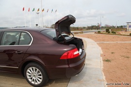 2009款斯柯达昊锐大连试驾