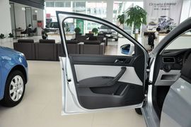 2013款斯柯达昕锐1.6L自动智选型