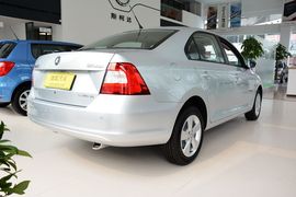 2013款斯柯达昕锐1.6L自动智选型