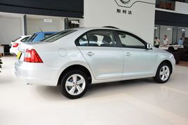 2013款斯柯达昕锐1.6L自动智选型
