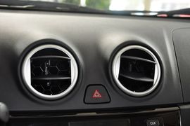 2012款长安悦翔V3