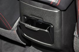 2014款吉利新帝豪两厢