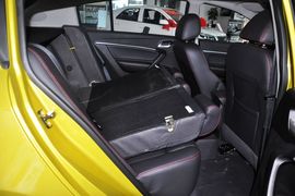 2014款吉利新帝豪两厢