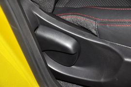 2014款吉利新帝豪两厢