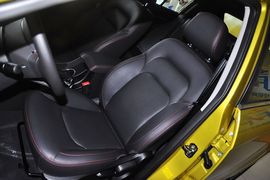 2014款吉利新帝豪两厢