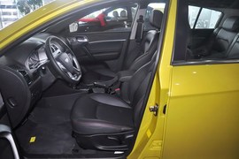 2014款吉利新帝豪两厢