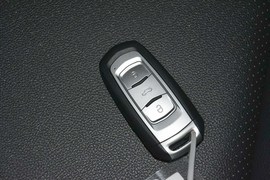 2014款吉利新帝豪两厢