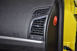 2014款吉利新帝豪两厢