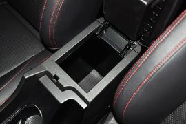 2014款吉利新帝豪两厢