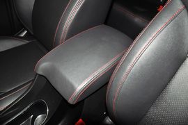 2014款吉利新帝豪两厢