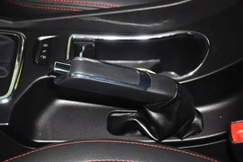 2014款吉利新帝豪两厢