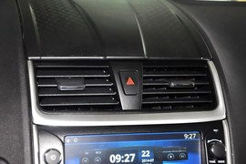 2014款吉利新帝豪两厢