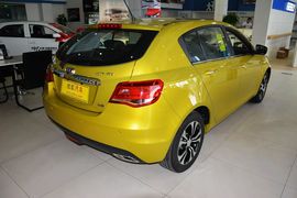 2014款吉利新帝豪两厢