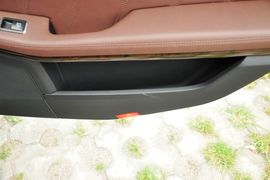 2015款奔驰E260L豪华型