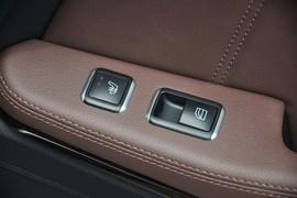 2015款奔驰E260L豪华型
