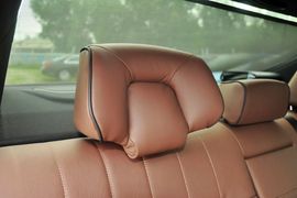 2015款奔驰E260L豪华型
