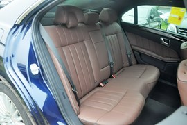 2015款奔驰E260L豪华型