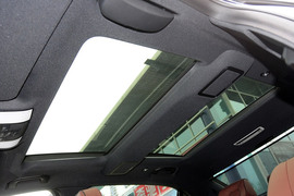2015款奔驰E260L豪华型