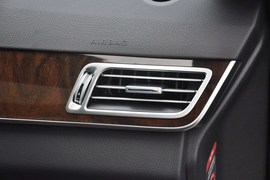 2015款奔驰E260L豪华型