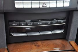 2015款奔驰E260L豪华型