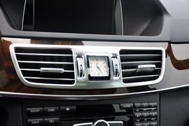 2015款奔驰E260L豪华型