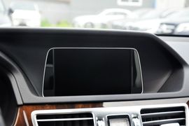 2015款奔驰E260L豪华型