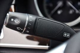 2015款奔驰E260L豪华型