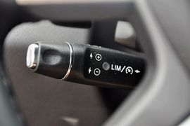 2015款奔驰E260L豪华型