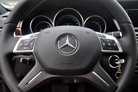 2015款奔驰E260L豪华型