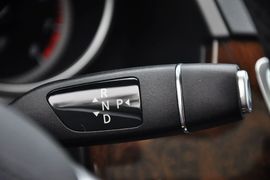 2015款奔驰E260L豪华型