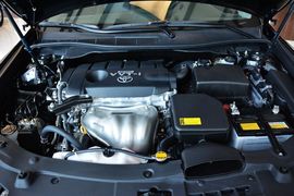 2012款丰田凯美瑞2.5G豪华版