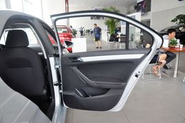 2013款大众捷达1.6L自动舒适型