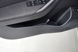 2013款大众捷达1.6L自动舒适型