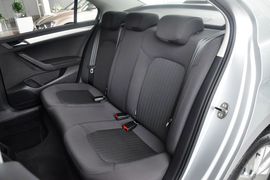 2013款大众捷达1.6L自动舒适型