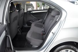 2013款大众捷达1.6L自动舒适型