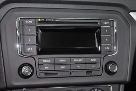 2013款大众捷达1.6L自动舒适型