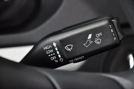 2013款大众捷达1.6L自动舒适型