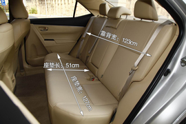 2014款一汽丰田卡罗拉深度试驾实拍