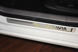 2015款斯柯达明锐1.4T