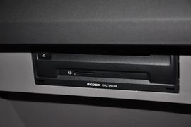 2015款斯柯达明锐1.4T