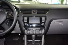 2015款斯柯达明锐1.4T