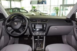 2015款斯柯达明锐1.4T