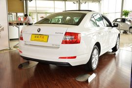 2015款斯柯达明锐1.4T